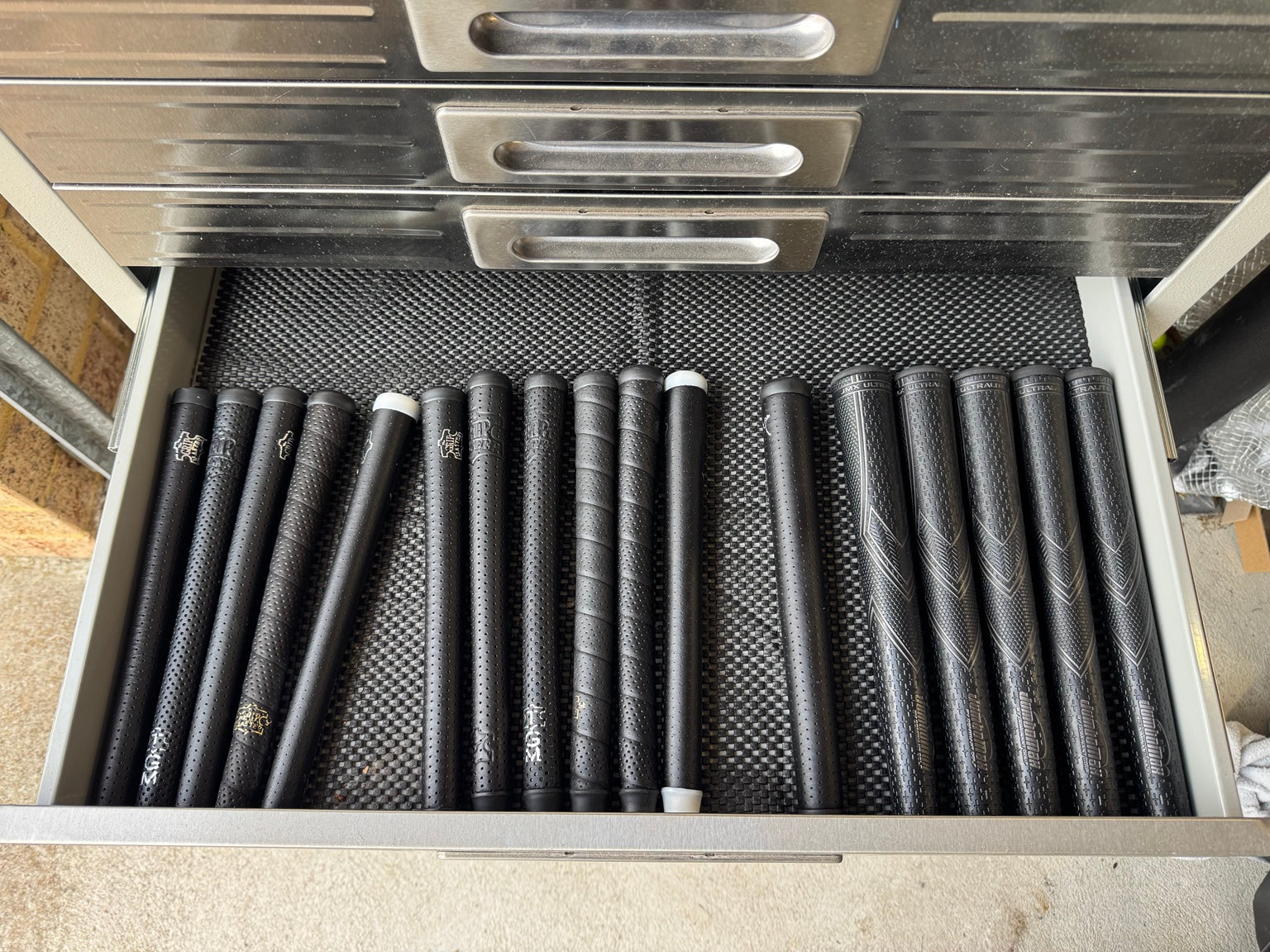 GripMaster trial grips in the TGCC fitting station